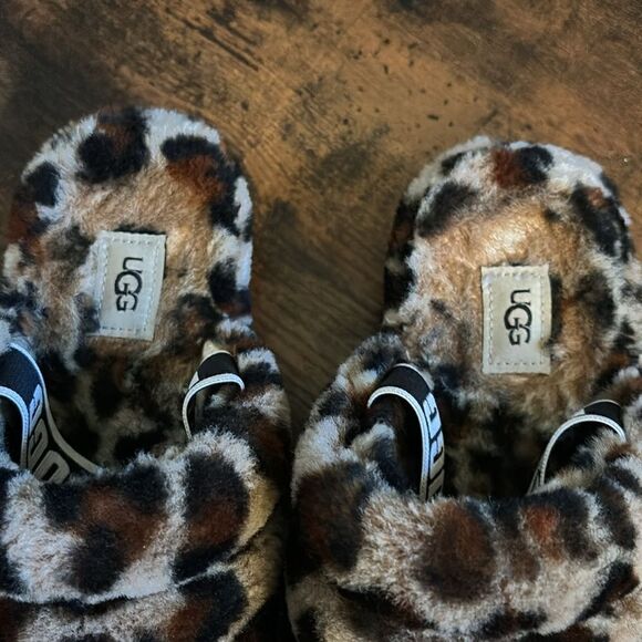 UGG Fluff Yeah Slingback Sandal in
Amphora Leopard Size 6 - Picture 5 of 9
